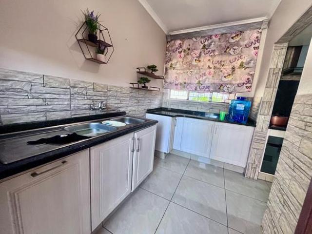 3 Bedroom House in Pioneer Park