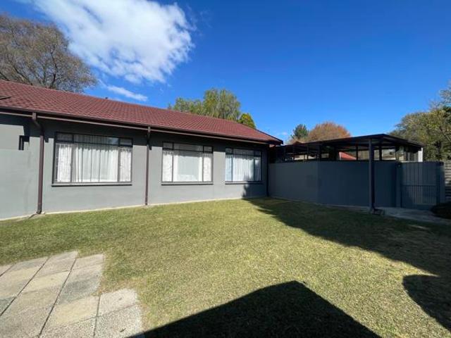 3 Bedroom House in Pioneer Park