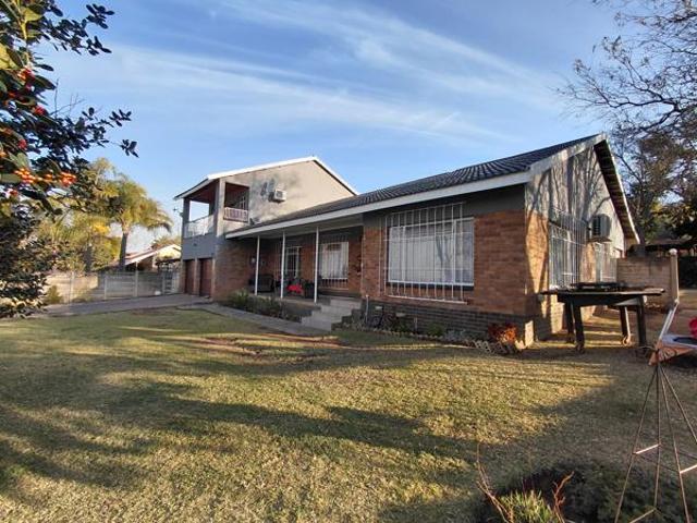 3 Bedroom House in Pioneer Park