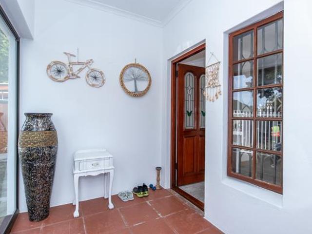 3 Bedroom House in Plumstead