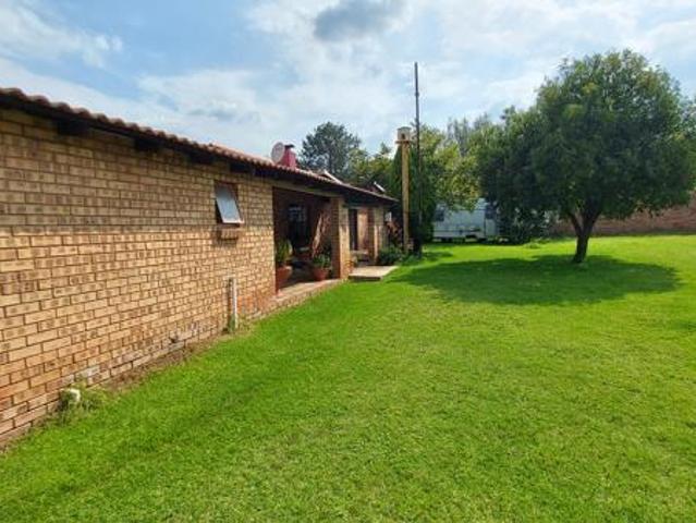 3 Bedroom House in Presidentsrus