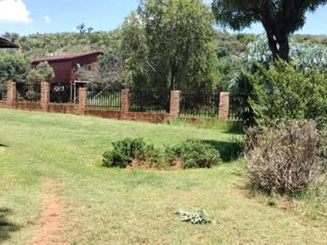 3 Bedroom House in Presidentsrus