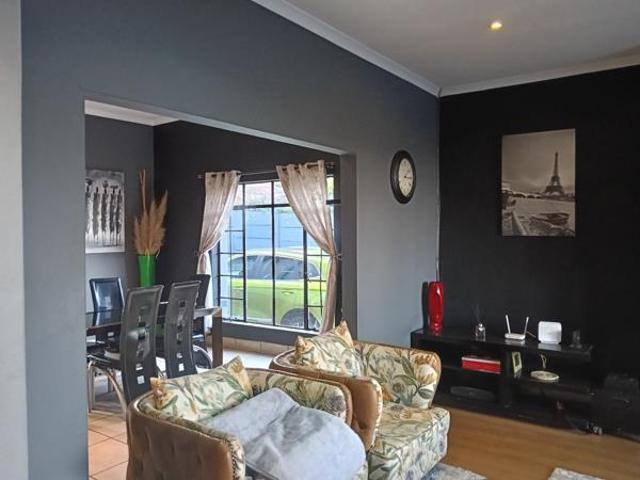 3 Bedroom House in Primrose