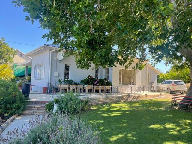 3 Bedroom House in Prince Albert