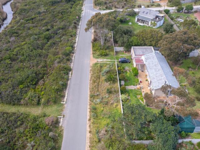 3 Bedroom House in Pringle Bay