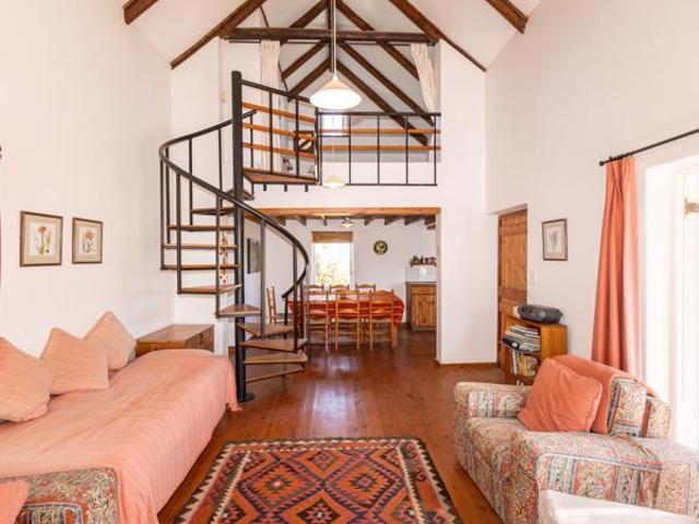 3 Bedroom House in Pringle Bay