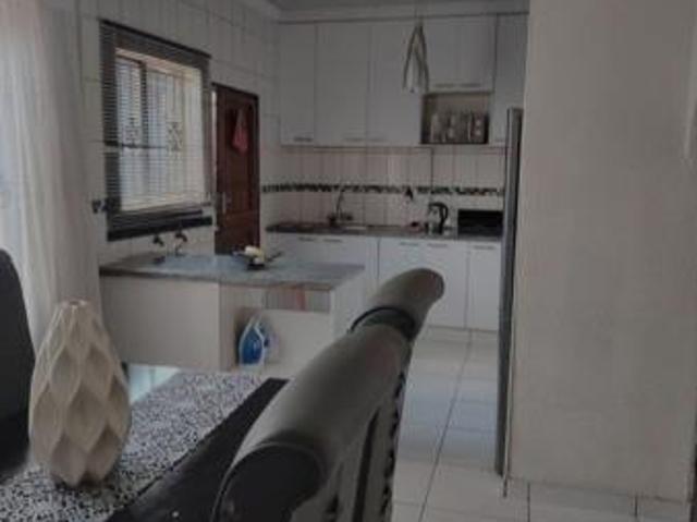 3 Bedroom House in Protea North