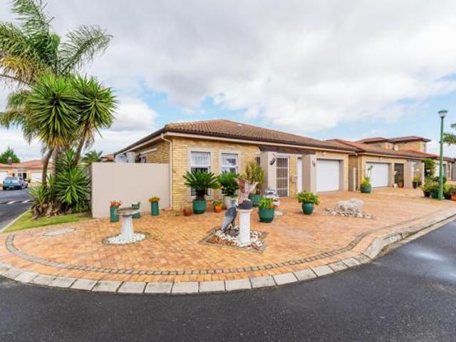 3 Bedroom House in Protea Heights