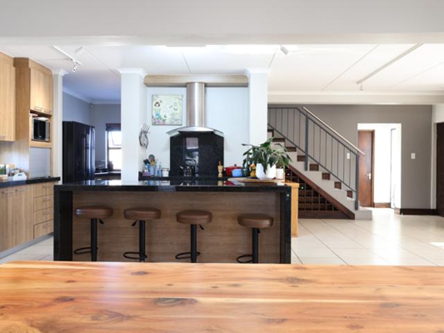 3 Bedroom House in Protea Heights