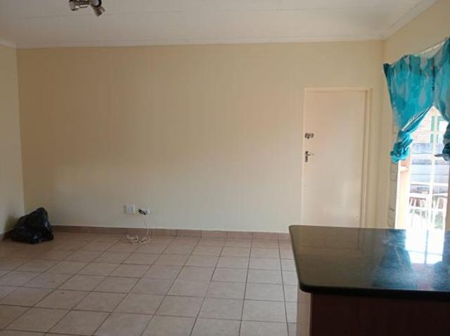 3 Bedroom House in Protea Park