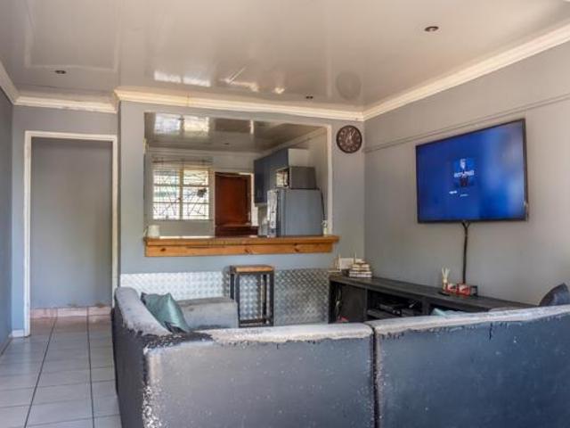 3 Bedroom House in Protea Park