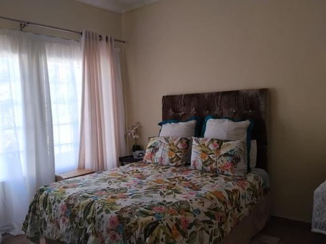 3 Bedroom House in Protea Park