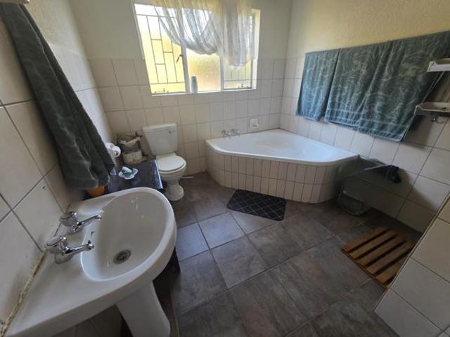 3 Bedroom House in Protea Park