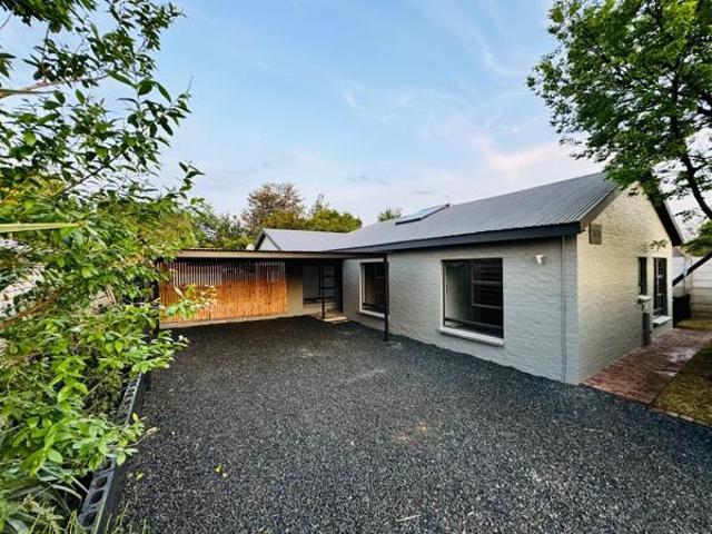 3 Bedroom House in Queenswood