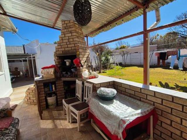 3 Bedroom House in Queenstown Central
