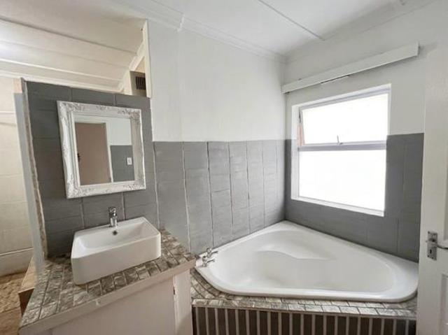 3 Bedroom House in Quigney