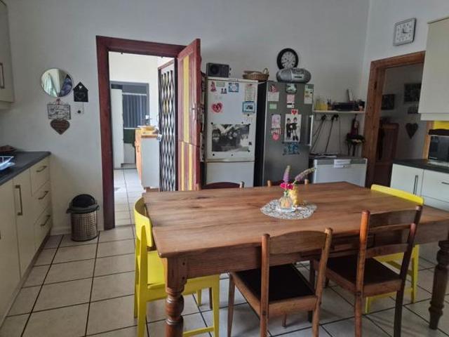 3 Bedroom House in Roux Park