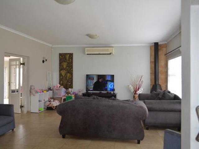 3 Bedroom House in Rouxville