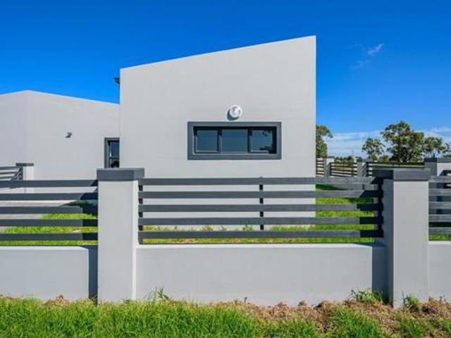 3 Bedroom House in Rowallan Park