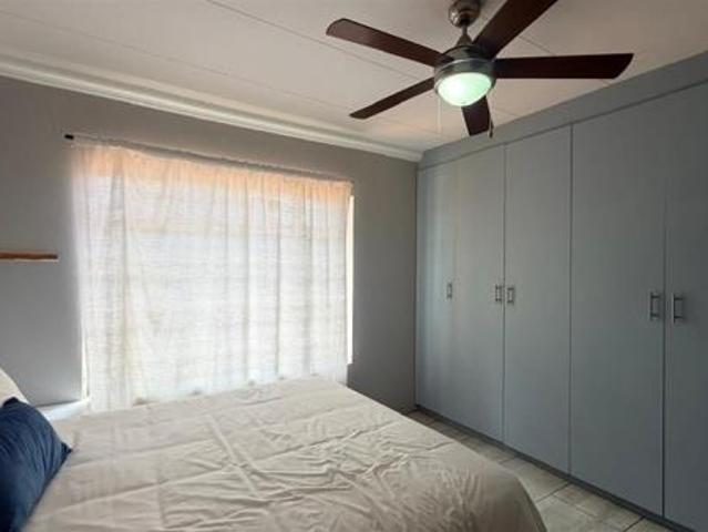 3 Bedroom House in Roylglen Gardens