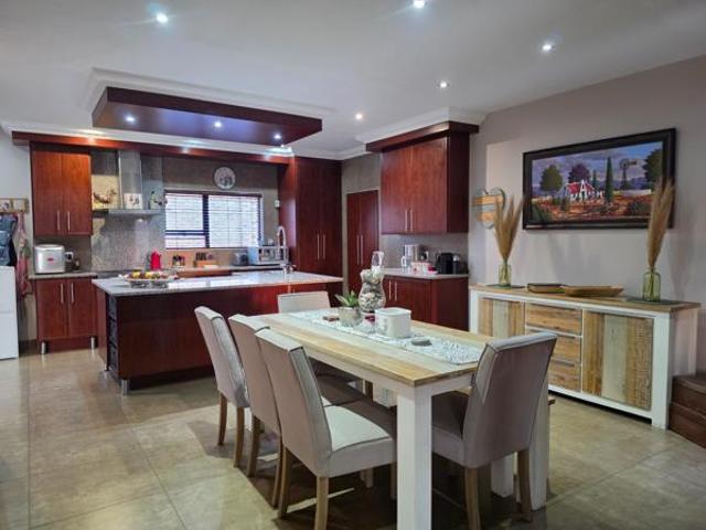 3 Bedroom House in Roberts Estate
