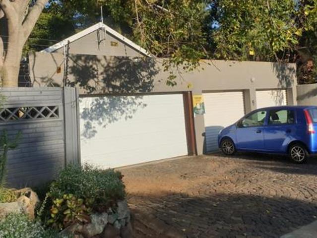 3 Bedroom House in Robindale