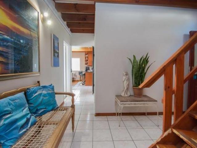 3 Bedroom House in Rome Glen
