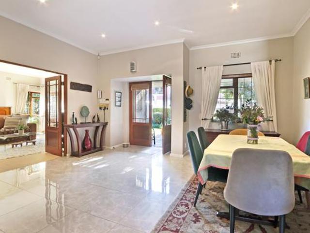 3 Bedroom House in Rondebosch