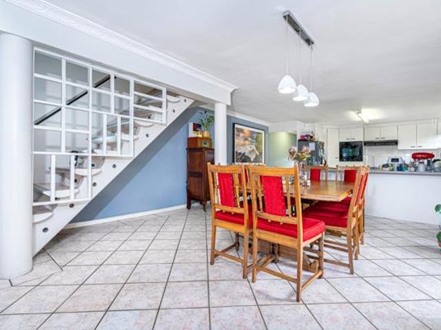 3 Bedroom House in Rondebosch East