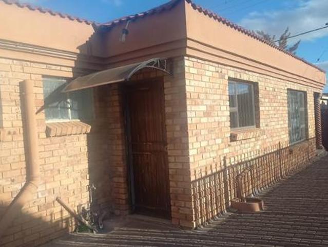 3 Bedroom House in Roodewal