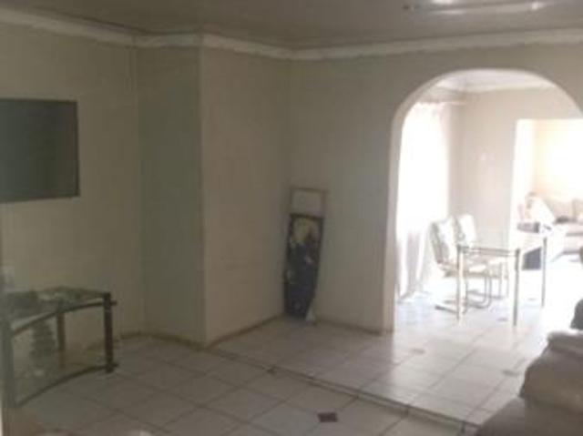 3 Bedroom House in Roodewal