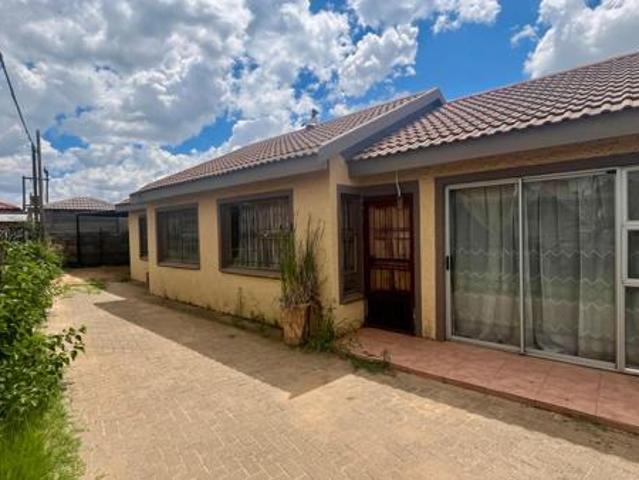 3 Bedroom House in Roodewal