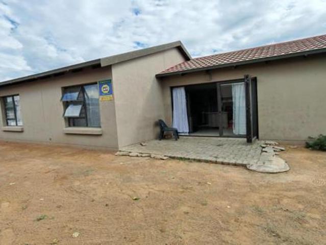 3 Bedroom House in Roodewal