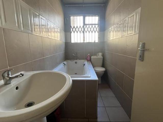 3 Bedroom House in Roodewal