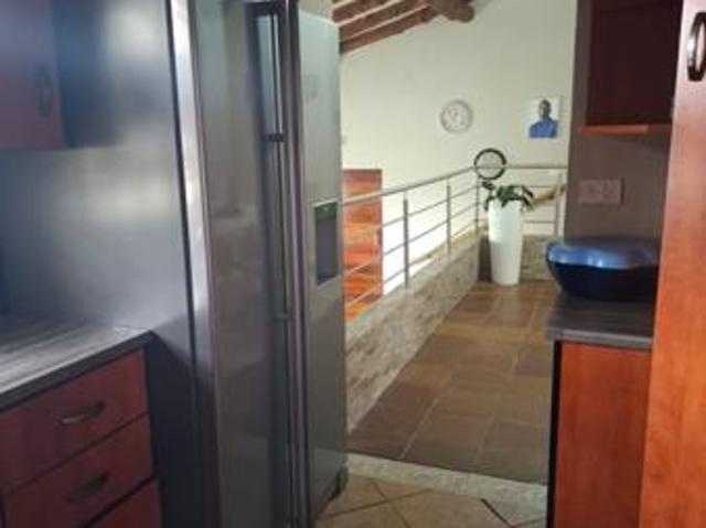 3 Bedroom House in Roodekrans