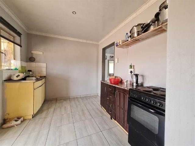 3 Bedroom House in Roodepan