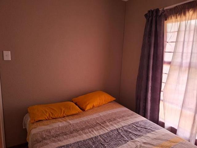 3 Bedroom House in Roodepan