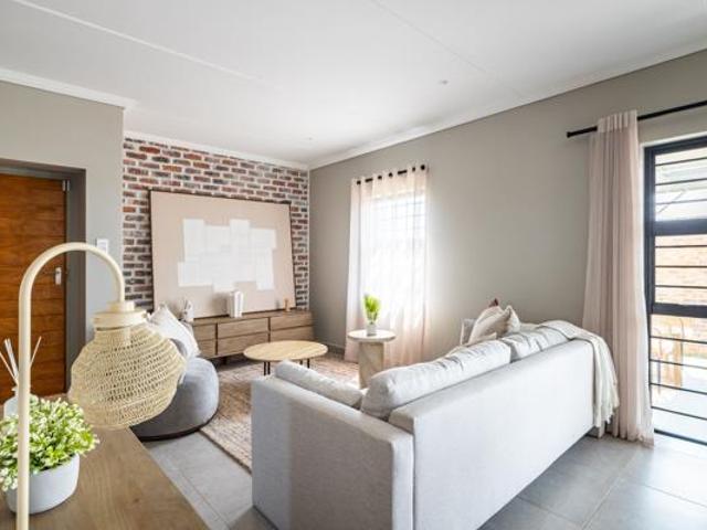 3 Bedroom House in Roodepoort Central