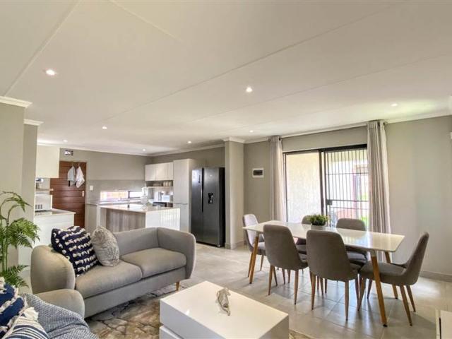 3 Bedroom House in Roodepoort Central