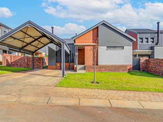 3 Bedroom House in Roodepoort Central