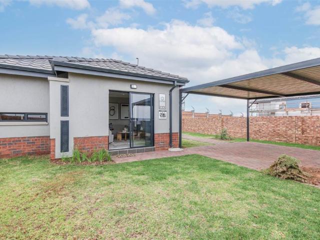 3 Bedroom House in Roodepoort Central