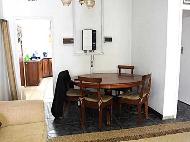 3 Bedroom House in Roodepoort North