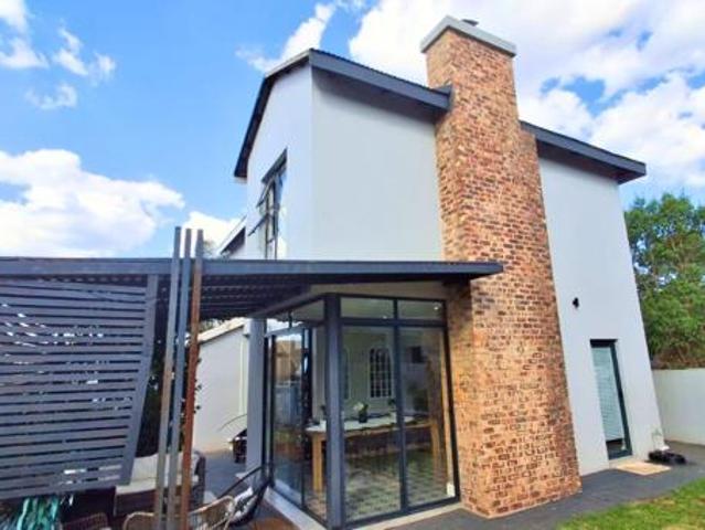 3 Bedroom House in Roodeplaat