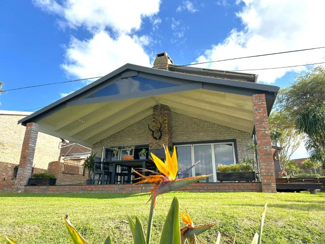3 Bedroom House in Rooi Rivier Rif