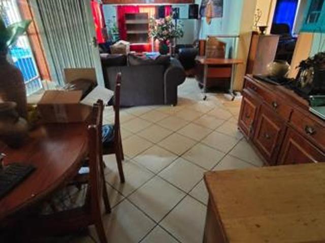 3 Bedroom House in Rooiberg