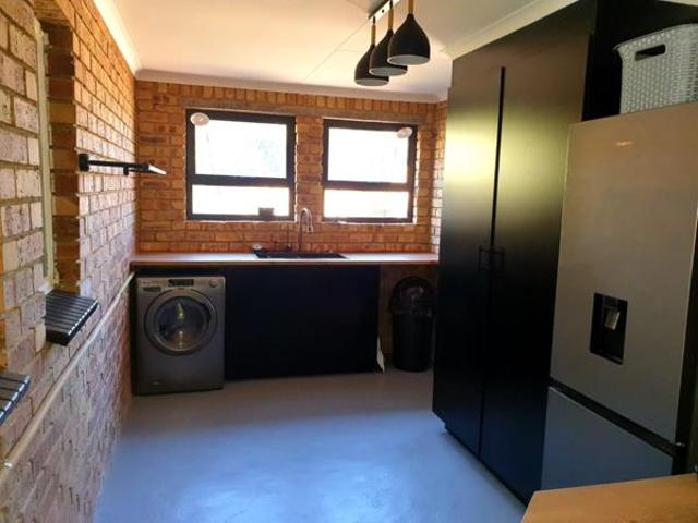 3 Bedroom House in Rooihuiskraal
