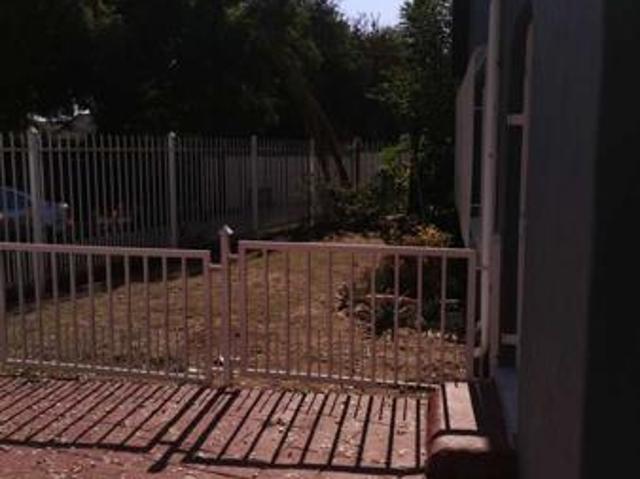 3 Bedroom House in Rooihuiskraal