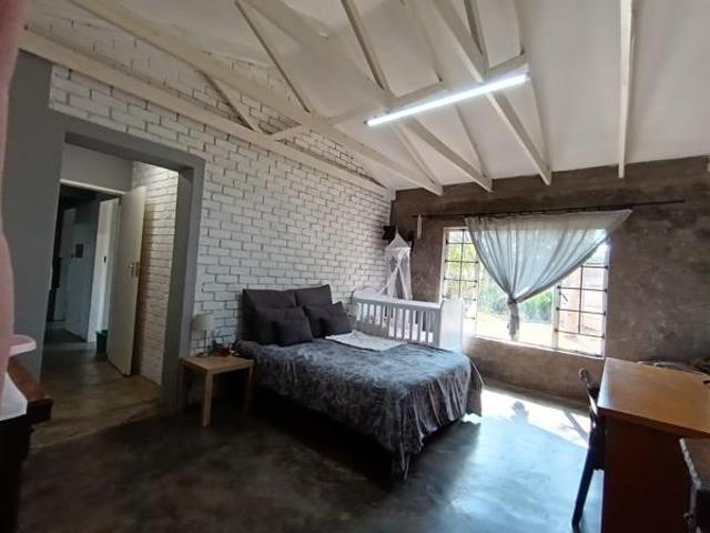 3 Bedroom House in Rooihuiskraal