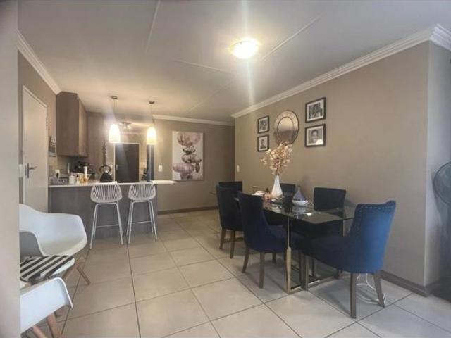 3 Bedroom House in Rooihuiskraal North