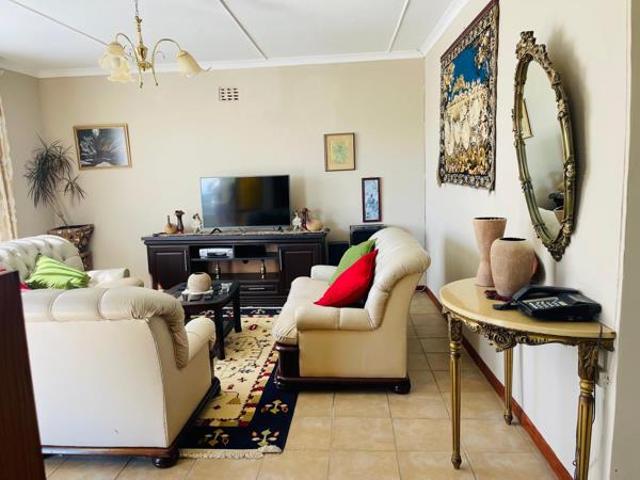 3 Bedroom House in Rosemount